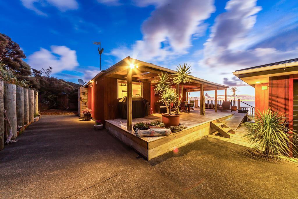 Romantic Piha Luaran gambar